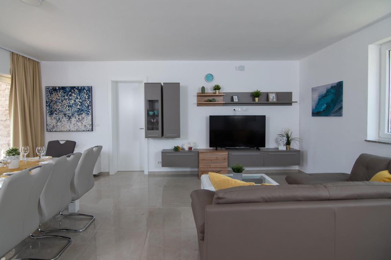 Villas Royal I With Private Pool Novalja Dış mekan fotoğraf